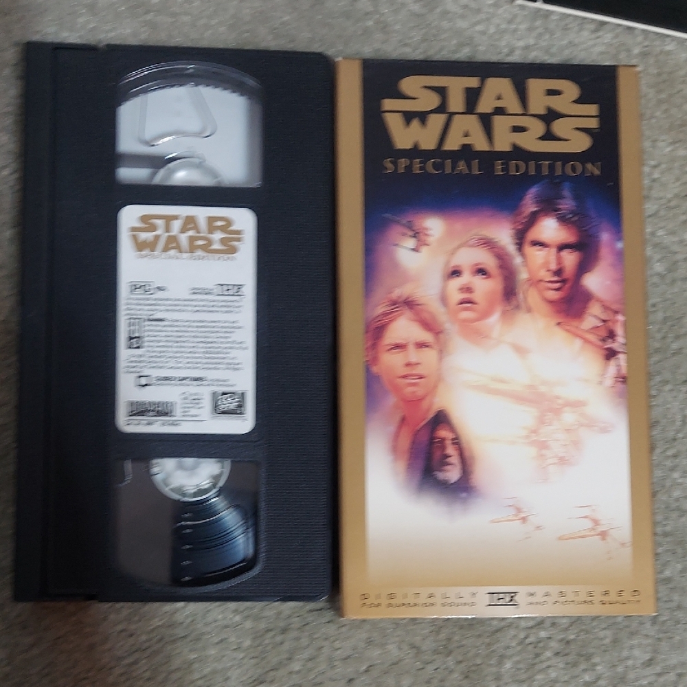 Star Wars Trilogy Special Edition - Black and Gold - Picture 5 of 7